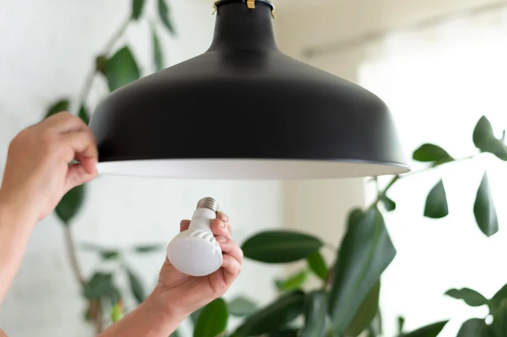 cuánto consume bombilla LED 60W