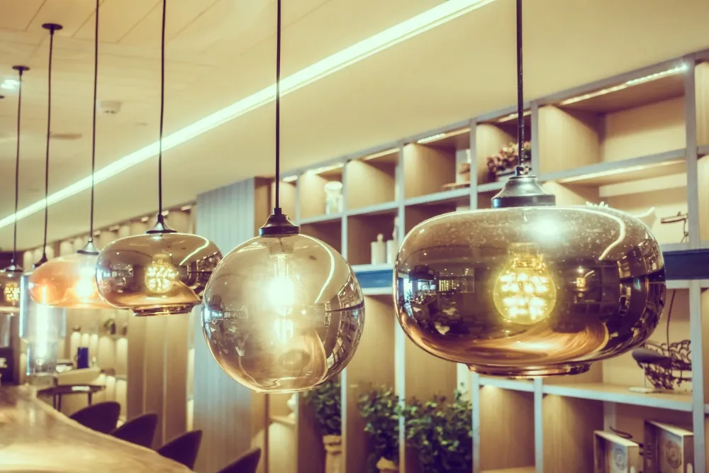 Consumo mensual luz en España cuanto gasta de luz una empresa al mes en España